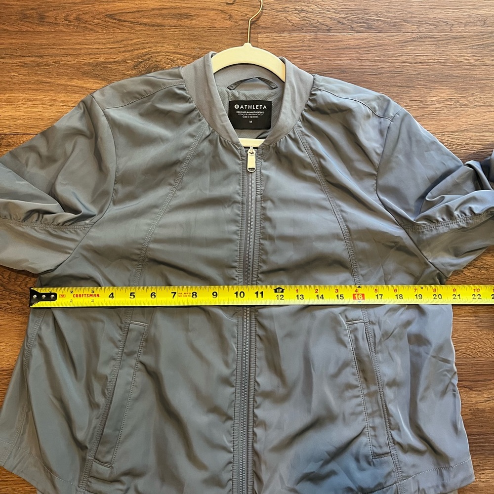 ATHLETA Wayfarer Bomber Jacket Performance Workout Gym Sporty Gray Blue … - Picture 12 of 16